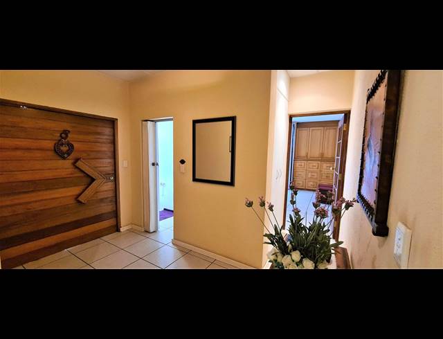 3 BEDROOM HOUSE FOR SALE IN THREE RIVERS EAST